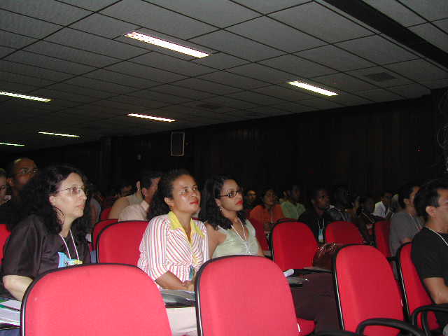 Público da última palestra do evento. (Conunidade FACED)